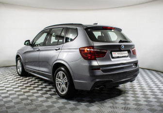 Подержанный автомобиль BMW X3 2017 года (7 фото)