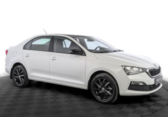 Подержанный автомобиль Skoda Rapid Liftback 2020 года (3 фото)