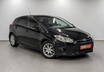 Подержанный автомобиль Ford Focus Hatchback 2012 года (3 фото)