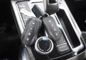 Подержанный автомобиль Geely Atlas Pro 2024 года (18 фото)