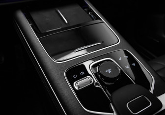 Подержанный автомобиль Jaecoo J8 2024 года (21 фото)