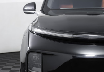 Подержанный автомобиль LiXiang L9 2023 года (32 фото)