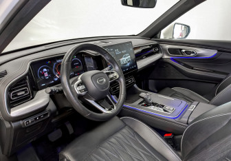 Подержанный автомобиль GAC GS8 2024 года (16 фото)