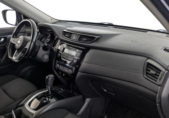 Подержанный автомобиль Nissan X-Trail 2019 года (11 фото)