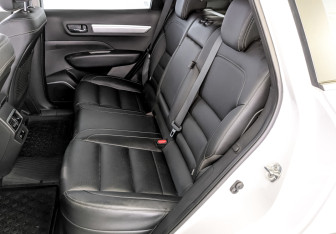 Подержанный автомобиль Renault Samsung QM6 2021 года (12 фото)