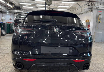 Новый Alfa Romeo Stelvio 2025 (3 фото)