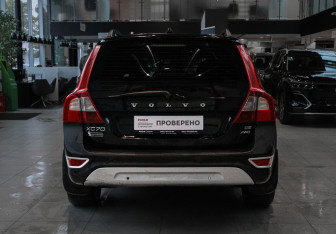 Подержанный автомобиль Volvo XC70 2008 года (5 фото)