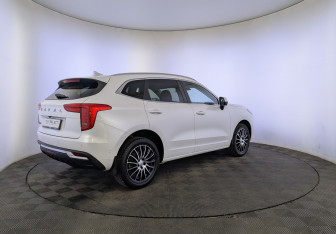 Подержанный автомобиль Haval Jolion 2022 года (5 фото)