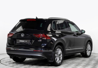 Подержанный автомобиль Volkswagen Tiguan 2017 года (4 фото)
