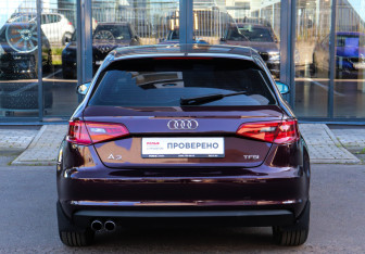 Подержанный автомобиль Audi A3 Hatchback 2014 года (5 фото)