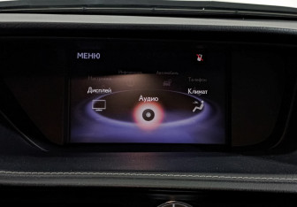 Подержанный автомобиль Lexus ES 2018 года (17 фото)