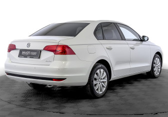 Подержанный автомобиль Volkswagen Bora Sedan 2022 года (5 фото)