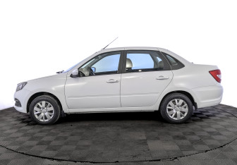 Подержанный автомобиль LADA (ВАЗ) Granta Sedan 2022 года (8 фото)