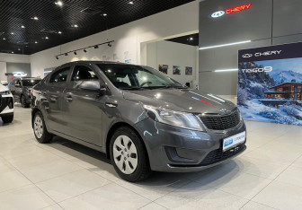 Подержанный автомобиль Kia Rio Sedan 2015 года (3 фото)
