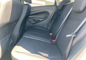 Подержанный автомобиль Ford Fiesta Hatchback 2016 года (10 фото)