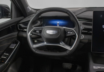 Подержанный автомобиль Geely Preface 2024 года (15 фото)