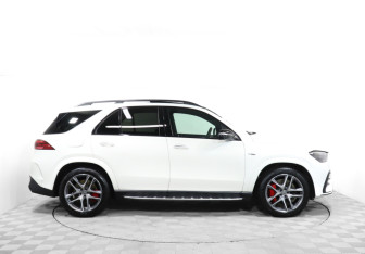 Подержанный автомобиль Mercedes-Benz GLE AMG 2024 года (4 фото)