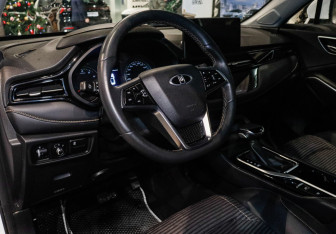 Подержанный автомобиль Москвич 3 2024 года (12 фото)