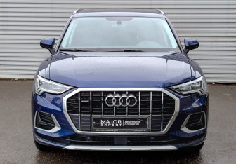 Подержанный автомобиль Audi Q3 2021 года (2 фото)