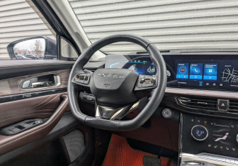 Подержанный автомобиль Exeed VX 2022 года (29 фото)