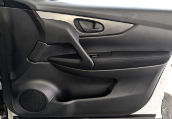 Подержанный автомобиль Nissan Qashqai 2016 года (25 фото)