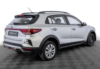 Подержанный автомобиль Kia Rio Hatchback 2021 года (5 фото)