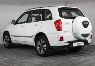Подержанный автомобиль Chery Tiggo 3 2017 года (7 фото)