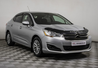 Подержанный автомобиль Citroen C4 Sedan 2014 года (3 фото)