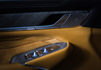 Подержанный автомобиль Tank 500 2024 года (21 фото)