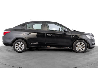 Подержанный автомобиль Citroen C-Elysee 2014 года (4 фото)