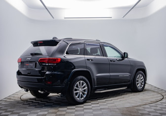 Подержанный автомобиль Jeep Grand Cherokee 2014 года (5 фото)