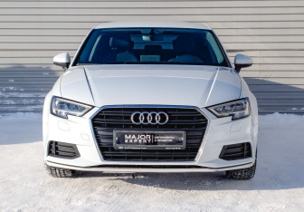 Подержанный автомобиль Audi A3 Sedan 2020 года (2 фото)