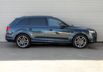 Подержанный автомобиль Audi Q7 2019 года (4 фото)