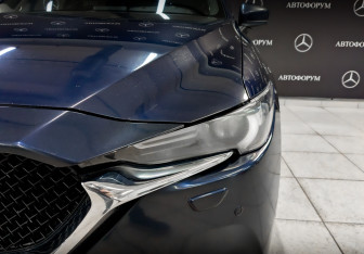 Подержанный автомобиль Mazda CX-5 2020 года (17 фото)