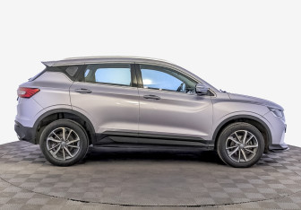 Подержанный автомобиль Geely Coolray 2022 года (4 фото)