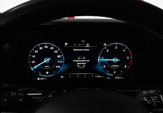 Подержанный автомобиль Kia Carnival 2022 года (13 фото)