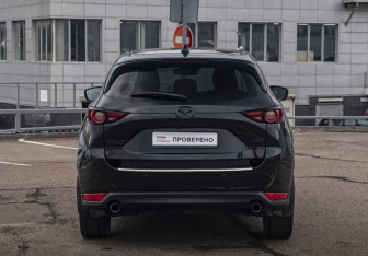 Подержанный автомобиль Mazda CX-5 2018 года (6 фото)