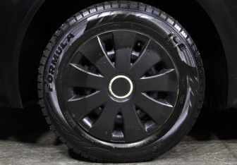 Подержанный автомобиль Renault Megane Sedan 2005 года (21 фото)