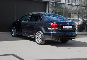 Подержанный автомобиль Volkswagen Polo Sedan 2019 года (6 фото)