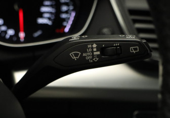 Подержанный автомобиль Audi Q5 2017 года (11 фото)