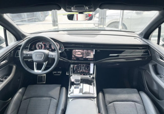 Новый Audi Q7 2025 (7 фото)