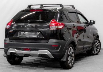 Подержанный автомобиль LADA (ВАЗ) XRAY 2019 года (6 фото)