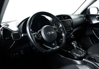 Подержанный автомобиль Kia Soul 2019 года (11 фото)