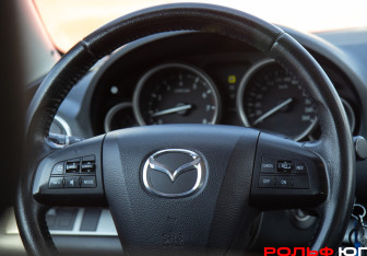 Подержанный автомобиль Mazda 6 Sedan 2012 года (12 фото)