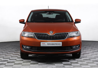Подержанный автомобиль Skoda Rapid Liftback 2017 года (2 фото)