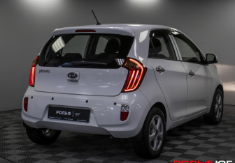 Подержанный автомобиль Kia Picanto 2012 года (20 фото)
