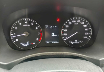 Подержанный автомобиль Hyundai Creta 2016 года (13 фото)