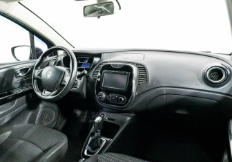 Подержанный автомобиль Renault Kaptur 2016 года (5 фото)