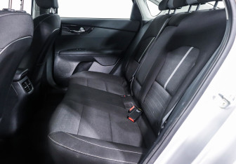 Подержанный автомобиль Kia Cerato Sedan 2020 года (12 фото)