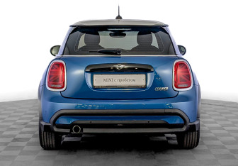 Подержанный автомобиль MINI Hatch 2021 года (6 фото)